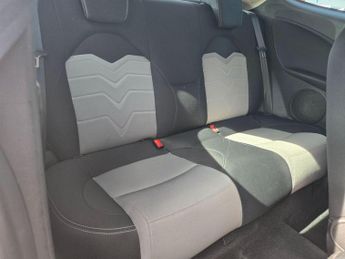 Alfa Romeo MiTo 1.3 JTDM-2 Distinctive Euro 5 (s/s) 3dr