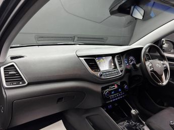Hyundai TUCSON 1.7 CRDi Blue Drive SE Nav DCT Euro 6 (s/s) 5dr