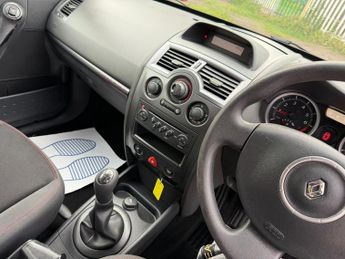 Renault Megane 1.4 16v Extreme 5dr