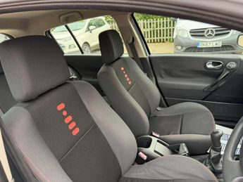 Renault Megane 1.4 16v Extreme 5dr