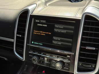 Porsche Cayenne 4.2 TD V8 S TiptronicS 4WD Euro 5 (s/s) 5dr