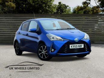 Toyota Yaris 1.5 VVT-h Icon Tech E-CVT Euro 6 (s/s) 5dr
