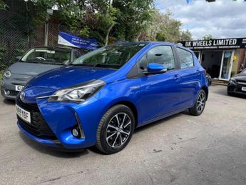 Toyota Yaris 1.5 VVT-h Icon Tech E-CVT Euro 6 (s/s) 5dr