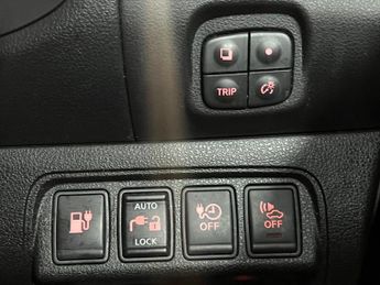 Nissan Leaf 30kWh Acenta Auto 5dr
