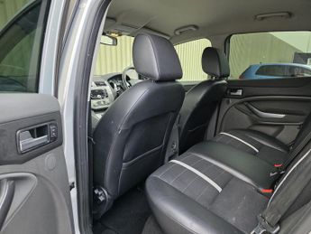 Ford Kuga 2.0 TDCi Titanium AWD Euro 5 5dr