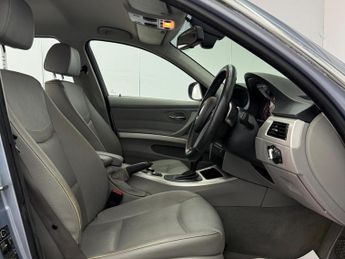 BMW 3 Series 3.0 325i SE Touring Steptronic Euro 4 5dr