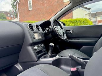 Nissan Qashqai 1.6 n-tec 2WD Euro 5 5dr