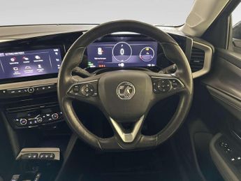 Vauxhall Mokka Electric 50kWh Elite Premium SUV 5dr Electric Auto (136 ps)