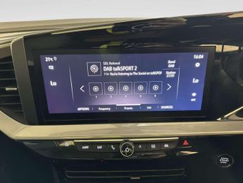 Vauxhall Mokka Electric 50kWh Elite Premium SUV 5dr Electric Auto (136 ps)