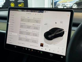 Tesla Model Y (Dual Motor) Long Range Auto 4WDE 5dr