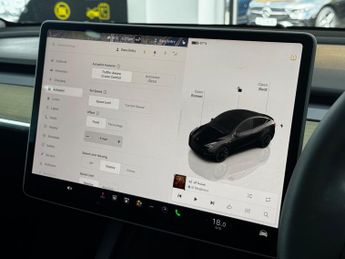 Tesla Model Y (Dual Motor) Long Range Auto 4WDE 5dr