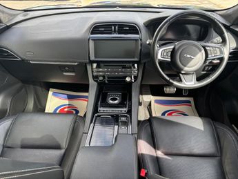 Jaguar F-PACE 2.0 D180 Chequered Flag Auto AWD Euro 6 (s/s) 5dr