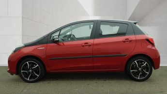 Toyota Yaris 1.5 VVT-h Design E-CVT Euro 6 5dr