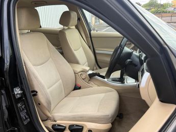 BMW 3 Series 2.0 320i SE Steptronic Euro 5 4dr