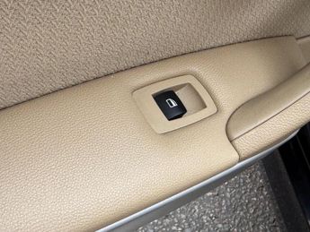 BMW 3 Series 2.0 320i SE Steptronic Euro 5 4dr