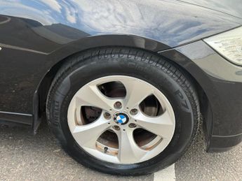 BMW 3 Series 2.0 320i SE Steptronic Euro 5 4dr
