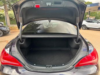 Mercedes-Benz CLA 1.6 CLA180 AMG Sport Coupe 7G-DCT Euro 6 (s/s) 4dr