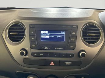 Hyundai i10 1.0 S Hatchback 5dr Petrol Manual Euro 6 (67 ps)