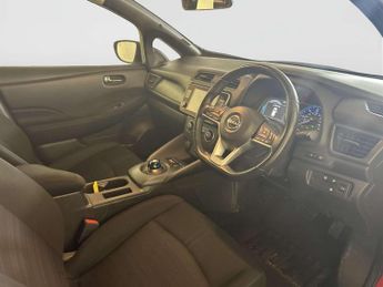 Nissan Leaf 39kWh Acenta Hatchback 5dr Electric Auto (150 ps)