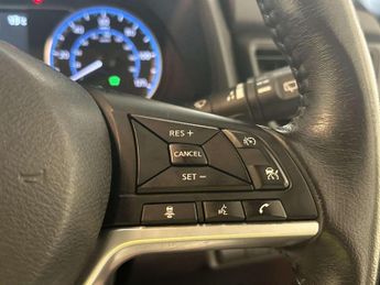 Nissan Leaf 39kWh Acenta Hatchback 5dr Electric Auto (150 ps)