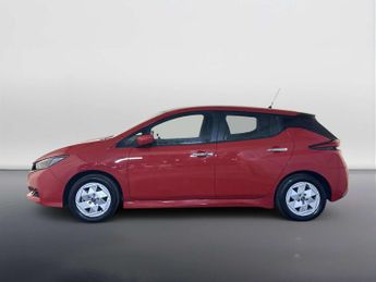 Nissan Leaf 39kWh Acenta Hatchback 5dr Electric Auto (150 ps)