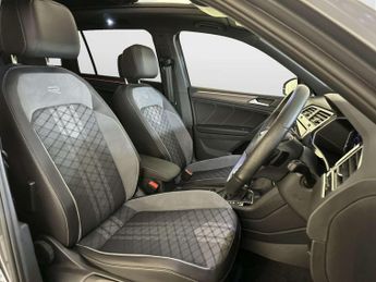 Volkswagen Tiguan 1.4 TSI 13kWh Black Edition SUV 5dr Petrol Plug-in Hybrid DSG Eu
