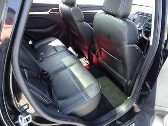 MG MG ZS 44.5kWh Exclusive Auto 5dr