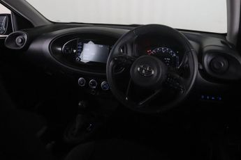 Toyota Aygo X 1.0 VVT-i Pure x-shift Euro 6 (s/s) 5dr