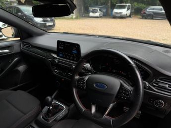 Ford Focus 1.0T EcoBoost ST-Line Euro 6 (s/s) 5dr