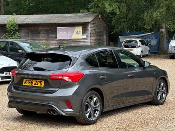 Ford Focus 1.0T EcoBoost ST-Line Euro 6 (s/s) 5dr