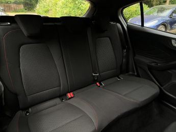 Ford Focus 1.0T EcoBoost ST-Line Euro 6 (s/s) 5dr