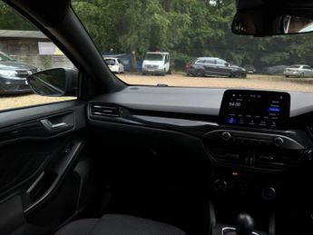 Ford Focus 1.0T EcoBoost ST-Line Euro 6 (s/s) 5dr