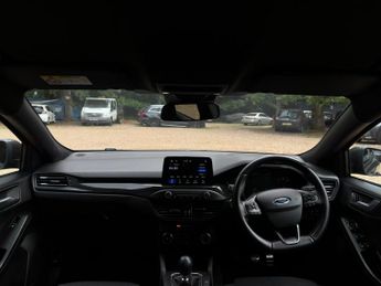 Ford Focus 1.0T EcoBoost ST-Line Euro 6 (s/s) 5dr