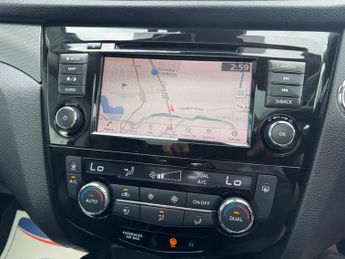 Nissan Qashqai 1.3 DIG-T N-Motion DCT Auto Euro 6 (s/s) 5dr