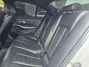 BMW 3 Series 2.0 330i M Sport Auto Euro 6 (s/s) 4dr