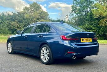 BMW 3 Series 2.0 330e 12kWh SE Pro Auto Euro 6 (s/s) 4dr