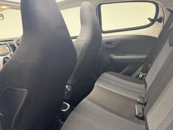 Peugeot 108 1.0 Active Top! 2 Tronic Euro 6 5dr
