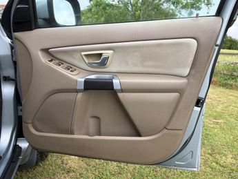 Volvo XC90 2.4 D5 SE Geartronic 4WD Euro 5 5dr