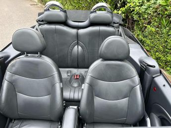 MINI Convertible 1.6 Cooper CVT Euro 3 2dr