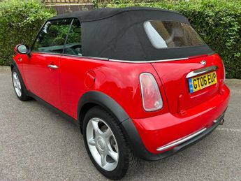 MINI Convertible 1.6 Cooper CVT Euro 3 2dr