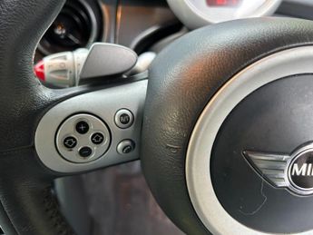 MINI Convertible 1.6 Cooper CVT Euro 3 2dr