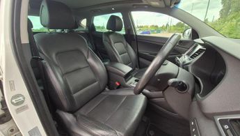 Hyundai TUCSON 2.0 CRDi Premium SE Auto 4WD Euro 6 5dr