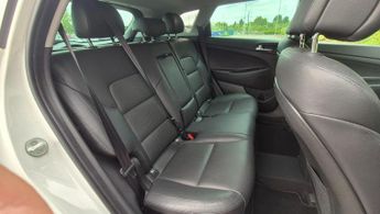 Hyundai TUCSON 2.0 CRDi Premium SE Auto 4WD Euro 6 5dr