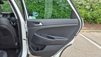 Hyundai TUCSON 2.0 CRDi Premium SE Auto 4WD Euro 6 5dr