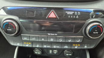 Hyundai TUCSON 2.0 CRDi Premium SE Auto 4WD Euro 6 5dr