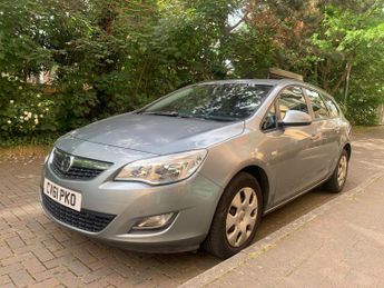 Vauxhall Astra 1.6 16V Exclusiv Sports Tourer Auto Euro 5 5dr
