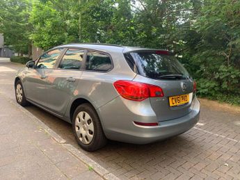 Vauxhall Astra 1.6 16V Exclusiv Sports Tourer Auto Euro 5 5dr