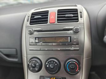 Toyota Auris 1.4 D-4D T3 5dr
