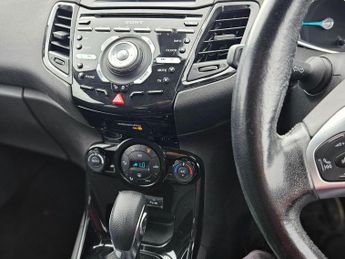 Ford Fiesta 1.6 Titanium Powershift Euro 5 5dr