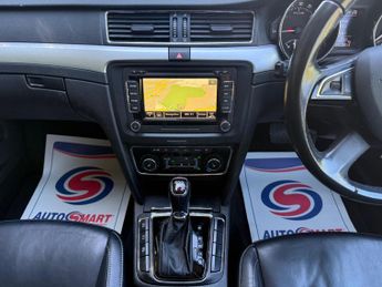 Skoda Superb 2.0 TDI Elegance DSG 4WD Euro 5 (s/s) 5dr